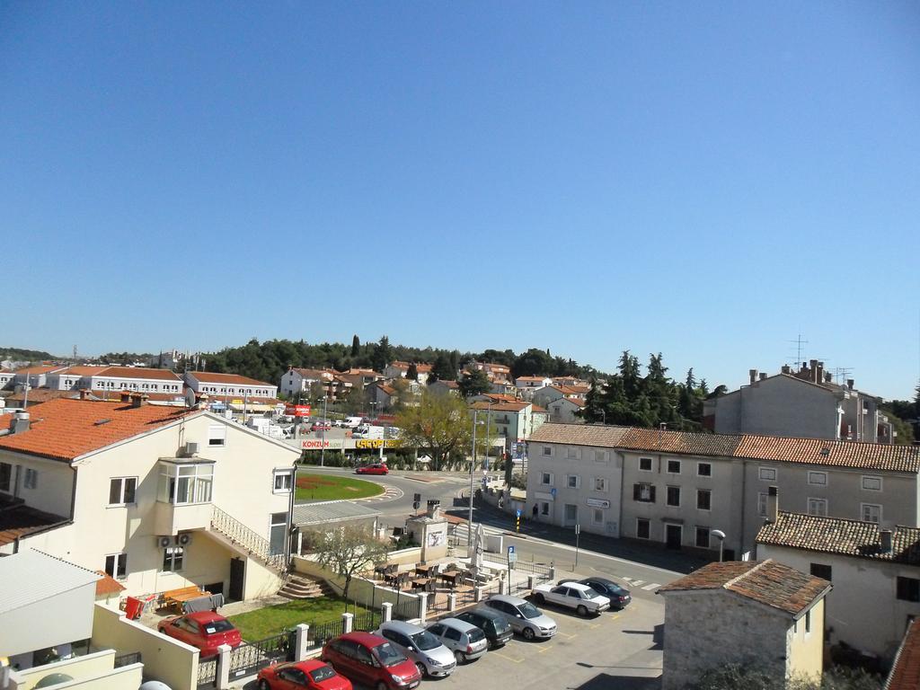 Vile Park Apartments Poreč Buitenkant foto