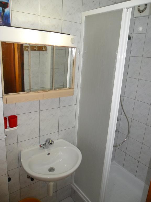 Vile Park Apartments Poreč Buitenkant foto