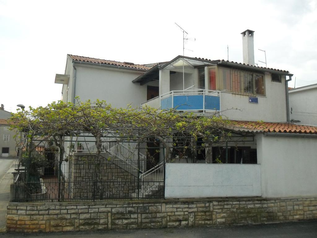 Vile Park Apartments Poreč Buitenkant foto